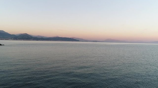 un giro per il lungomare di cetera.