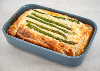 pie with cheese and asparagus