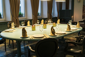 Fototapeta na wymiar table setting for meal in the restaurant