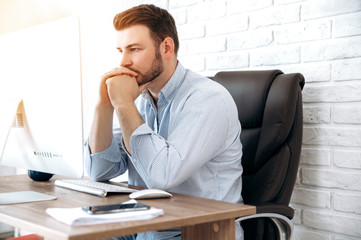 Naklejka premium businessman confident man guy busy freelancer handsome office attractive portrait