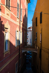 Fototapeta na wymiar Paysage à travers le nord de l' Italie