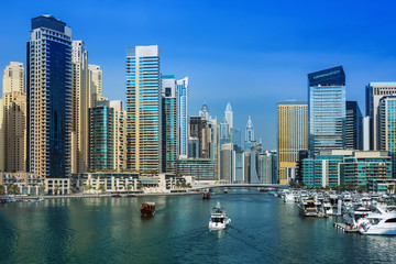 Obraz na płótnie Canvas Amazing Dubai Marina skyline at sunset, United Arab Emirates