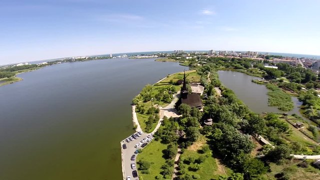 Drona, Parcul Tabacariei, Biserica de lemn Sf. MIna, Lacul Tabacariei, Constanta, Romania