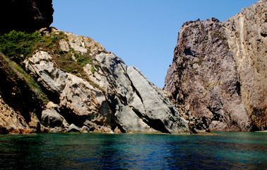 Fototapeta na wymiar Foto digitali fatte presso l'isola di Palmarola Ponza .