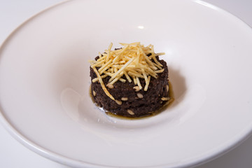 Morsilla with cedar nut