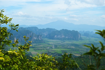 Fototapeta na wymiar Fascinating jungle landscape at the dragon crest mountain / Khao ngon nak national park near Krabi, Thailand