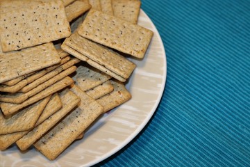 Delicious biscuit made with whole flour and chia and flaxseed.