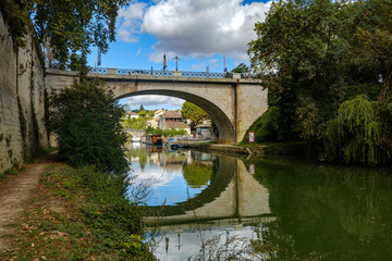 Fototapeta na wymiar Pont Neuf, River Baïse, Nérac, Nouuvelle-Aquitaine, France