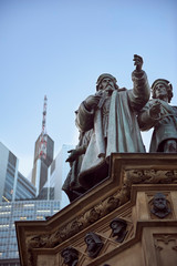 Fototapeta na wymiar Gutenberg Denkmal Frankfurt