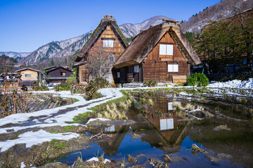 Fototapeta na wymiar Shirakawa Village - UNESCO world heritage site, Gassho-zukuri farmhouse
