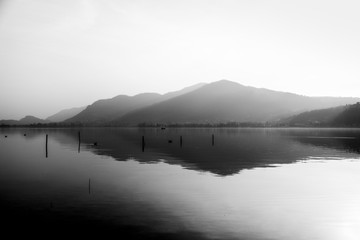Mountains mirror 