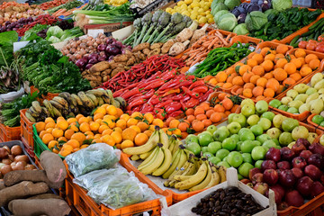 Owoce na bazarze w Nikozji - obrazy, fototapety, plakaty