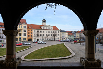 Historische Gebäude am Roßmarkt und Gewandhaus in Zeitz, Burgenlandkreis, Sachsen-Anhalt,...