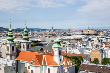 Obraz premium Panoramic View of Vienna, Austria on a Sunny Day