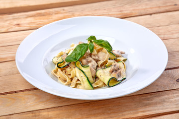 pasta with zucchini and mushrooms