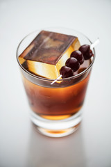 old fashioned cocktail 1