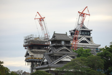 Fototapeta na wymiar Kumamoto Castle is being repaired due to damange during the earthquake