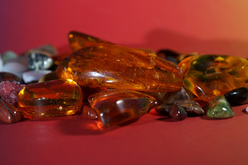 red and green amber