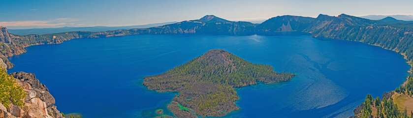 Dramatic Panaroma From Above Crater Lake