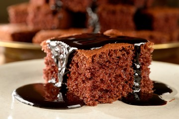 Bolo de Chocolate com calda