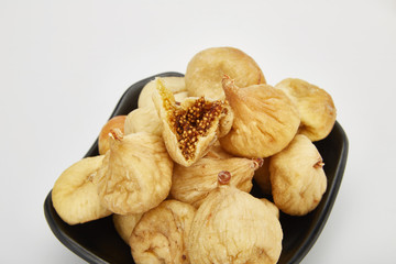 Dried figs