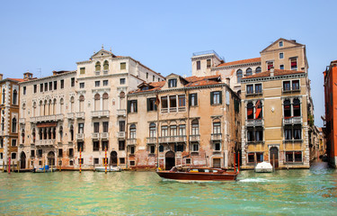 Fototapeta na wymiar Palazzo Benzon Foscolo on Grand Canal, Venice, Italy