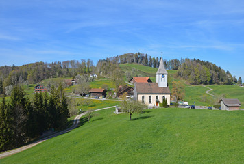Fototapeta na wymiar Der Weiler Sitzberg, Gemeinde Turbenthal, Kanton Zürich