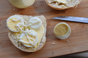 Sandwich with egg and mayonnaise