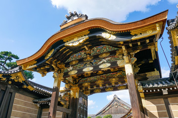 二条城 二の丸御殿唐門