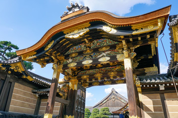 二条城 二の丸御殿唐門