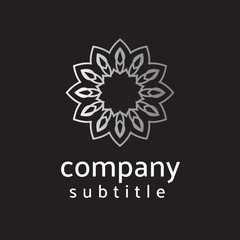 logo ornament gold