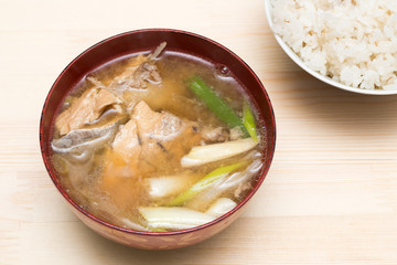 カンパチの味噌汁