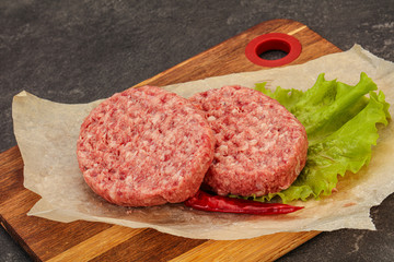 Raw beef cutlet for burger