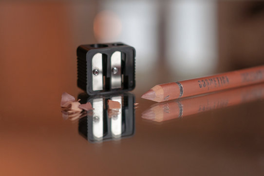 Lipliner auf Spiegel