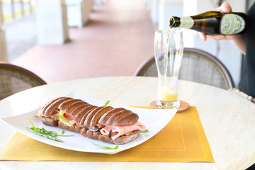 colazione, break, pranzo, lunch