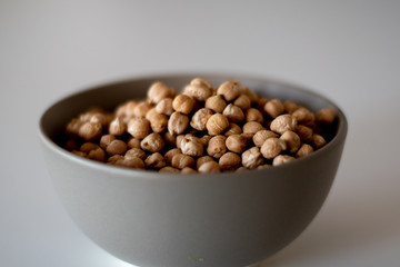 chick peas in gray bowl