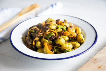 Gnocchis with vegetables and pesto