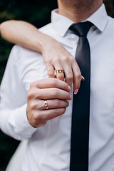 Obraz premium Wedding rings gold