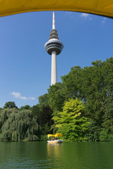 Bootsfahrt im Mannheimer Stadtpark (Luisenpark)