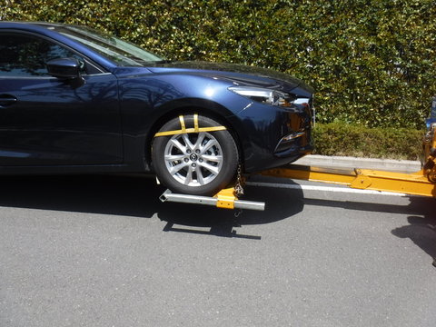 車を引っぱる　～Pull the car