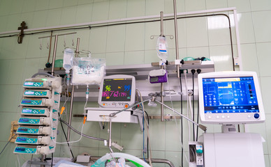 artificial lung ventilation in intensive care