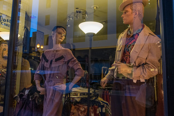 mannequins in store window