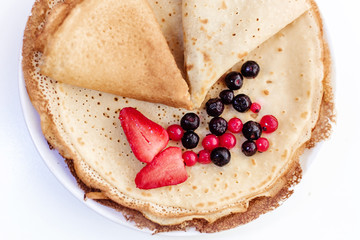 pancakes with berries