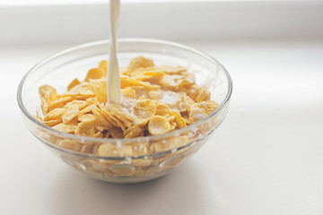 cornflakes in a bowl