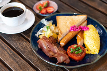 American Breakfast