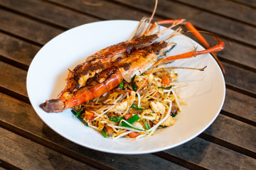 Pad Thai  River prawn