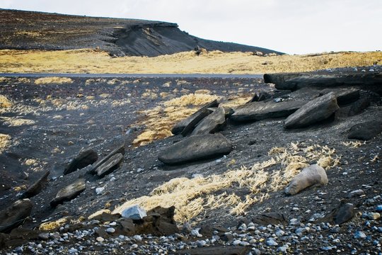 Black volcanic foss stones 