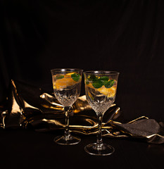 gin and tonic cocktail with lemon