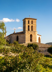 Fototapeta na wymiar altes verlassenes Bergkloster in Spanien