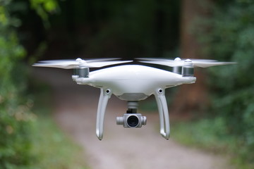 Phantom 4 drone / drohne - obrazy, fototapety, plakaty